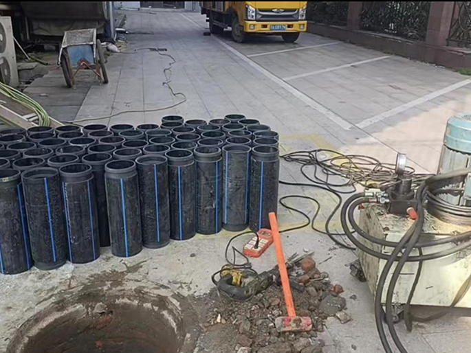 临汾PE置换管厂家 DN315置换管 非开挖管短管置换